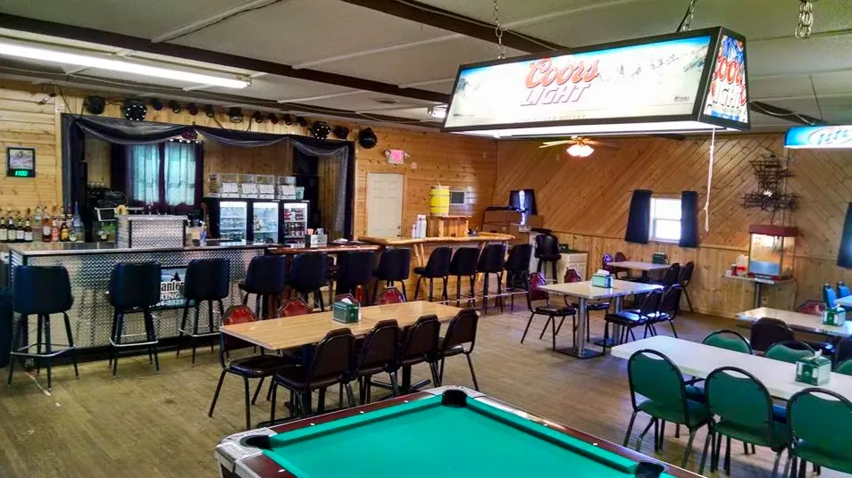 The Green Lantern Bar & Grill